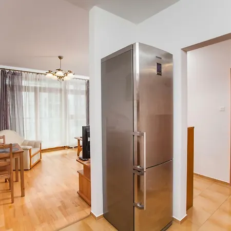 Apartment Sweet Dreams *